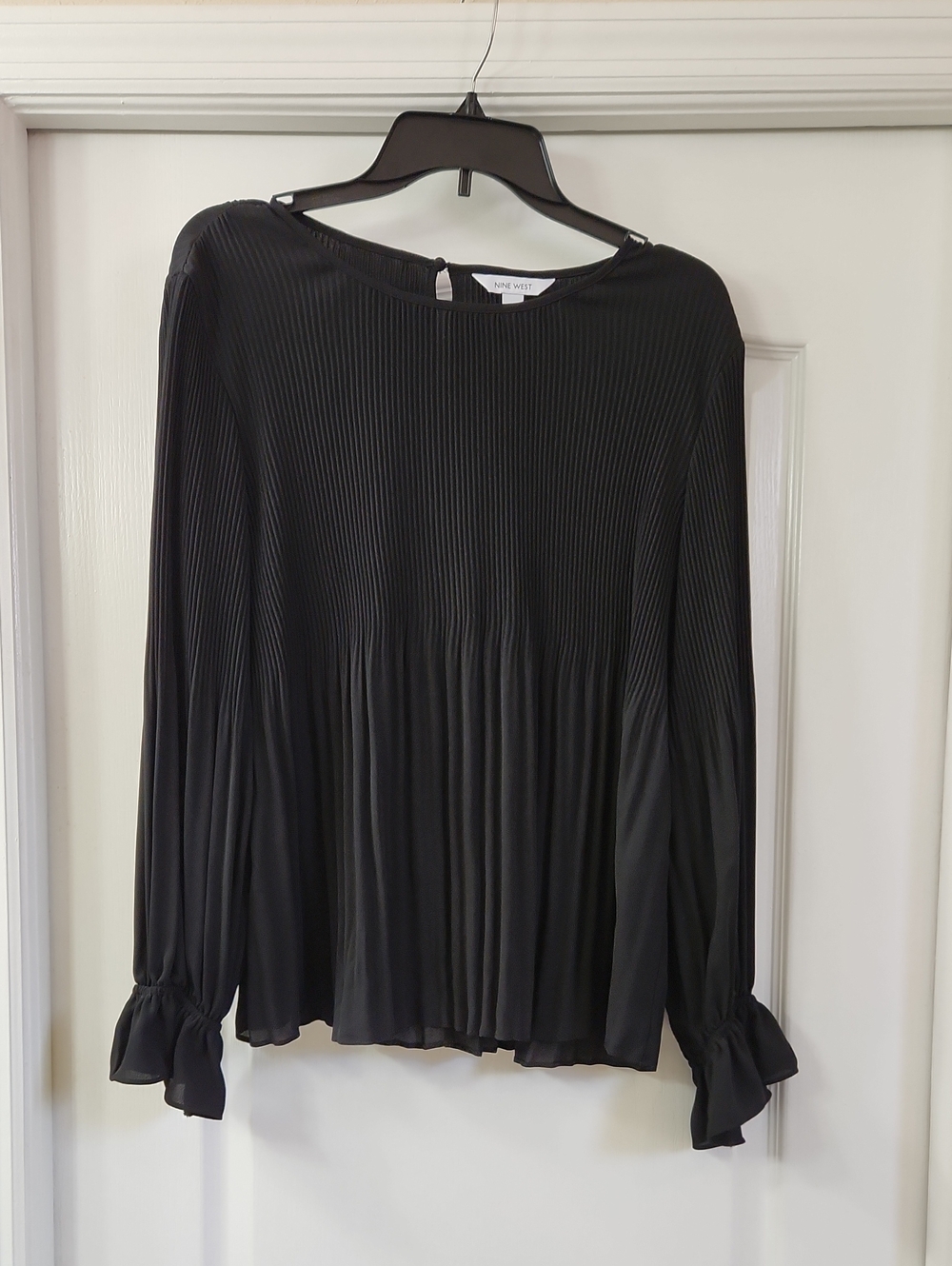 Nine West Black Pleated Ruffle-Cuff Long Sleeve Blouse